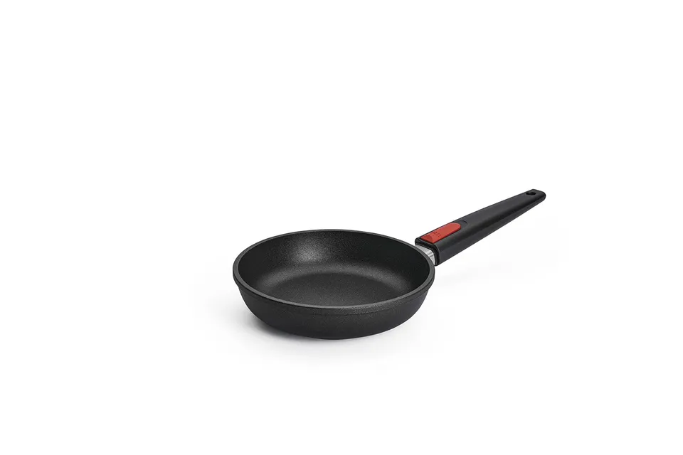 woll-nowo-titanium-flachpfanne-20-cm-mit-abnehmbarem-stiel-aluminiumguss-antihaf image 1