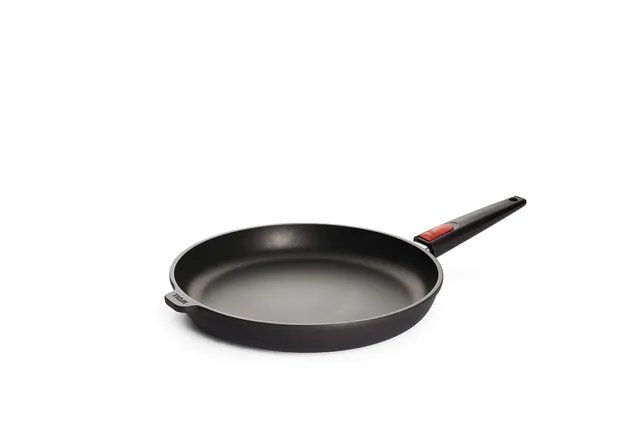 woll-nowo-titanium-flachpfanne-induktion-32-cm-5-cm-hoch-antihaft-aus-aluguss-ab image 1