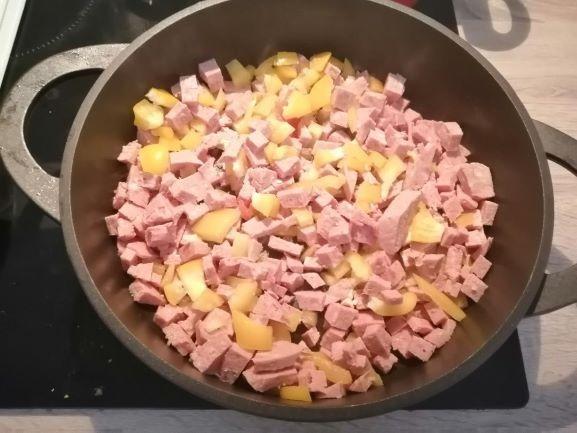 Sehr gute Pfanne mit Kleinigkeit