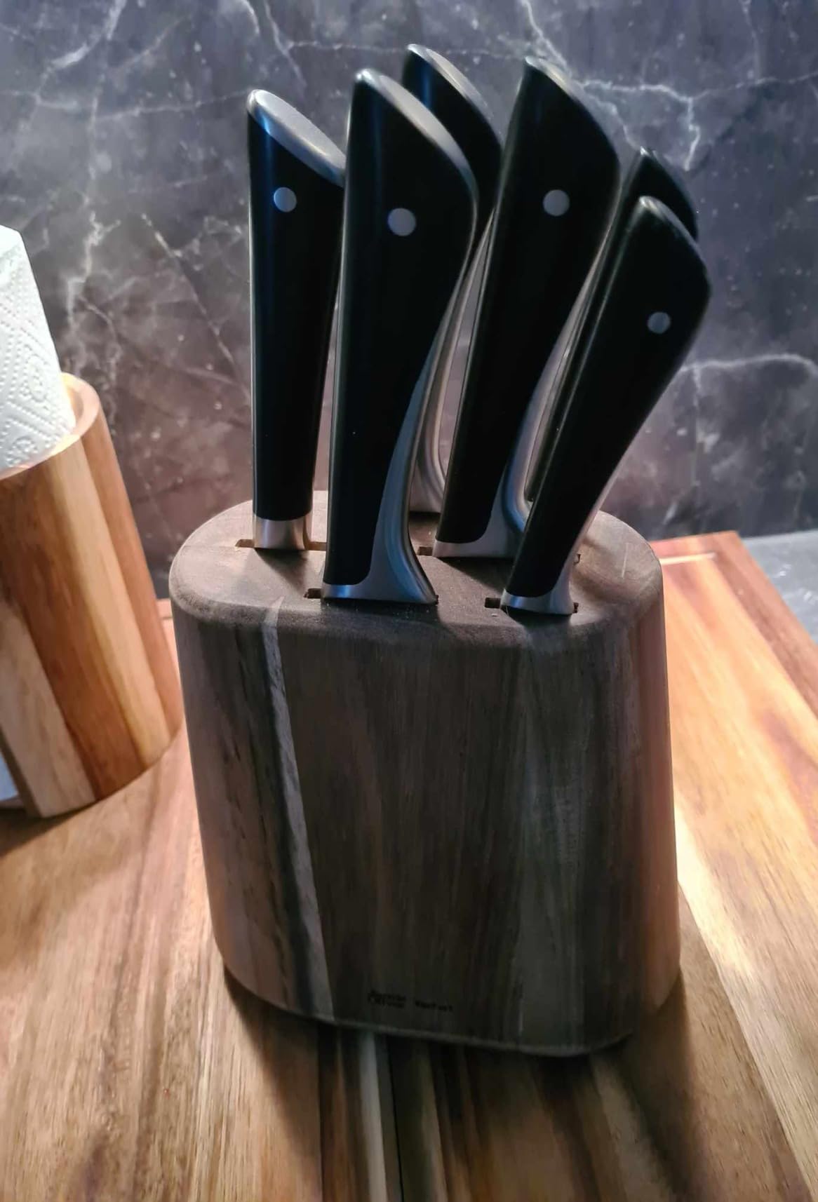 Ein Messer schief