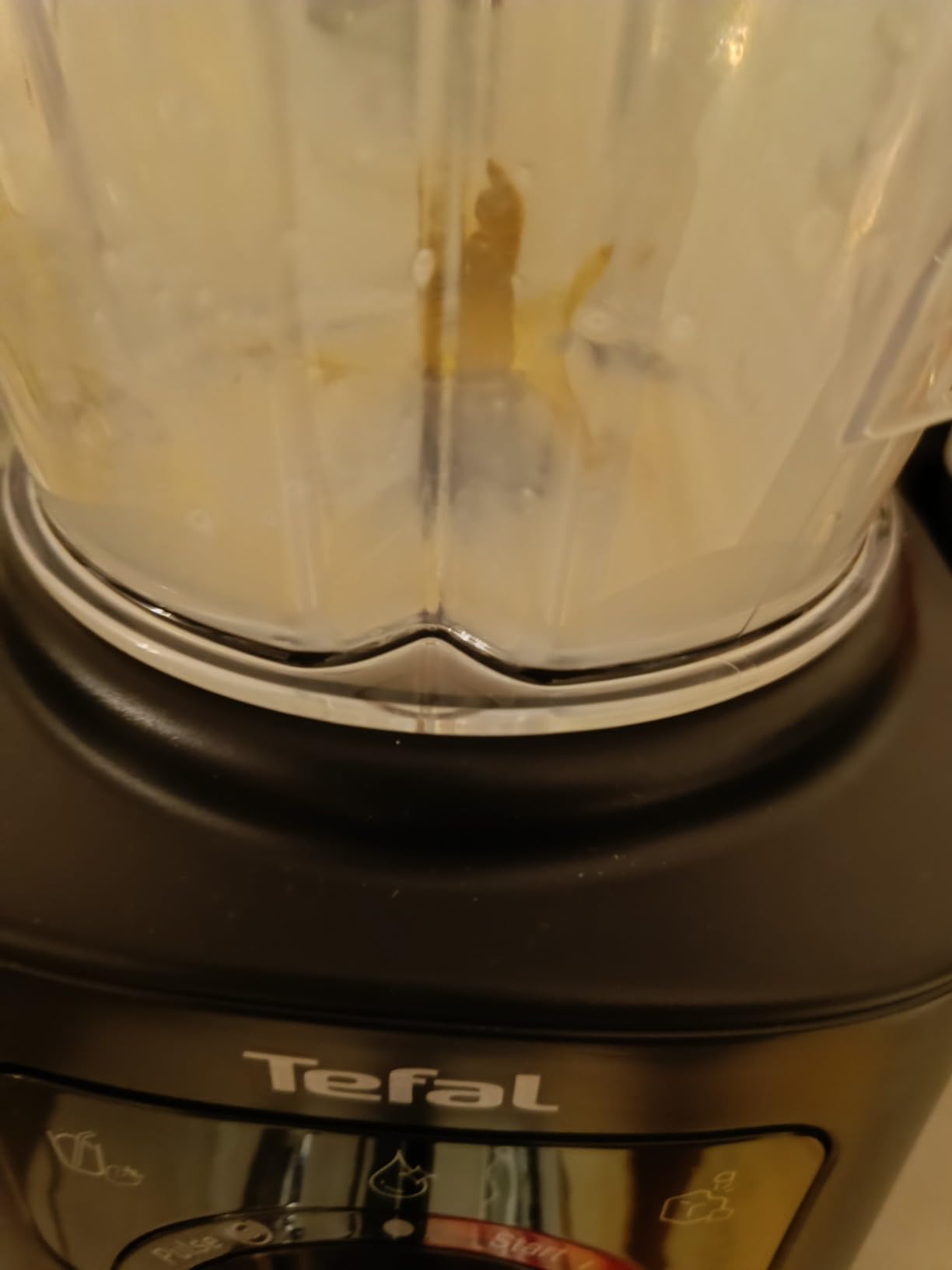 Sehr guter Mixer mit kleinen Schwächen