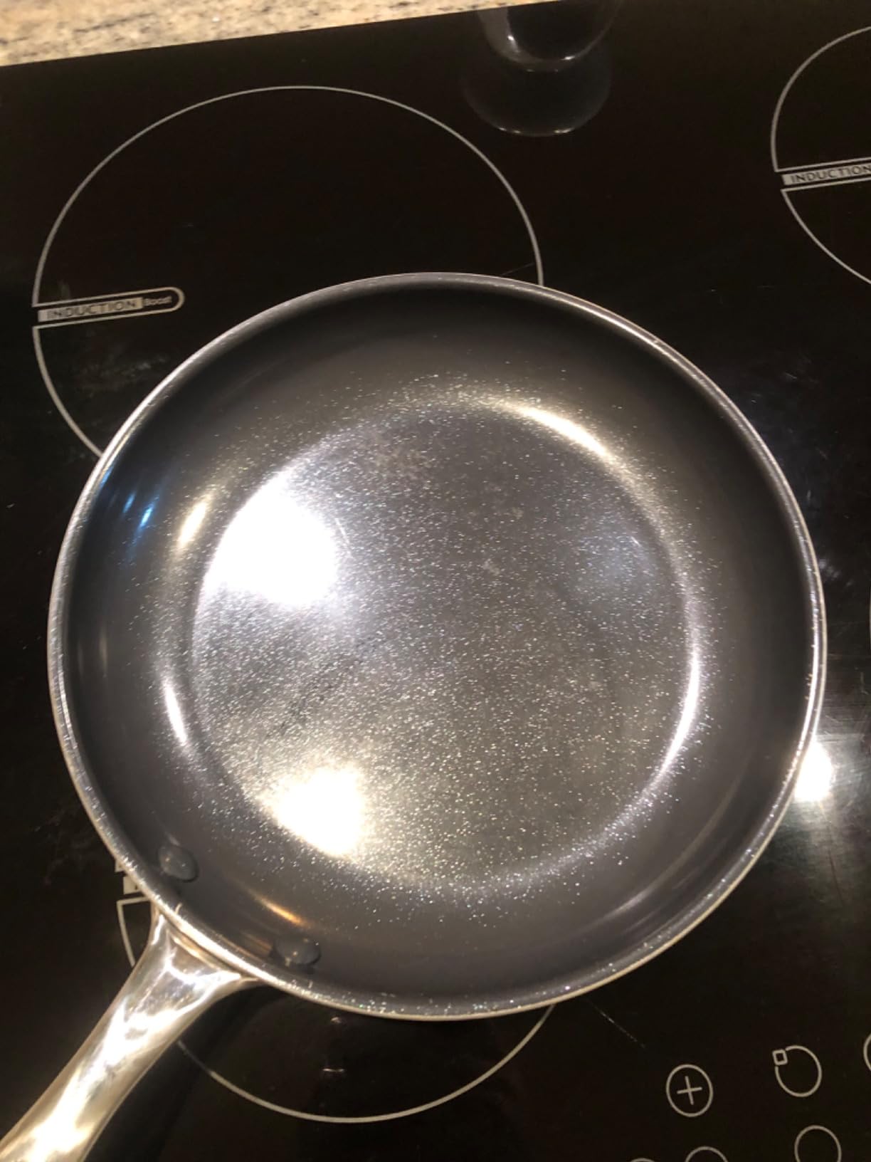 Perfekte kleine Pfanne