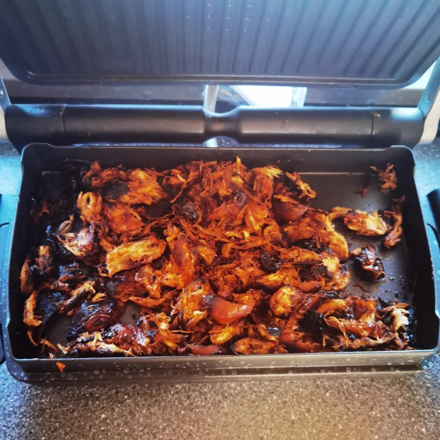 Macht den Grill zum Backofen