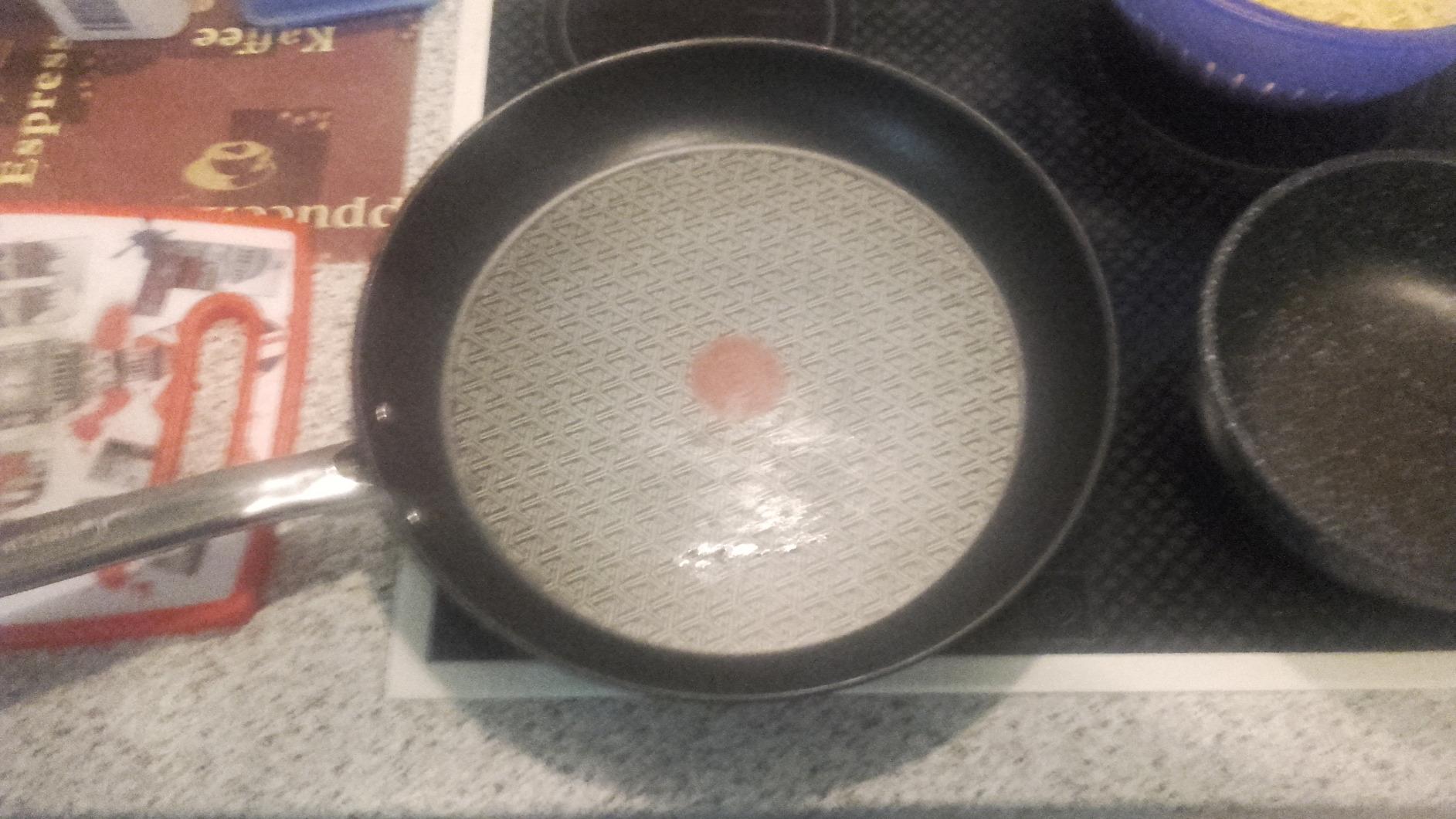 Beschichtung an einer Pfanne gelöst